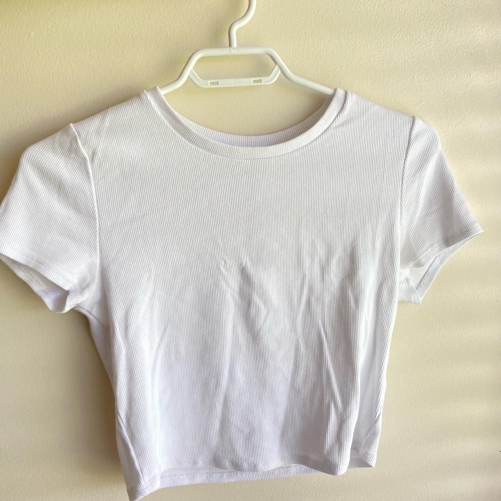 Garage Classic White Ribbed Crewneck Crop T-Shirt (L)
